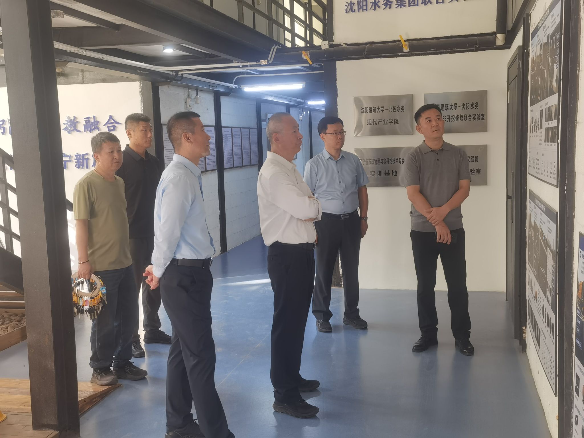 校纪委书记何通海带队到我院实验中心开展假前安全专项检查